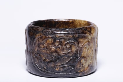 A Rare Gaogu Jade Dragon Pattern Jade Hoop