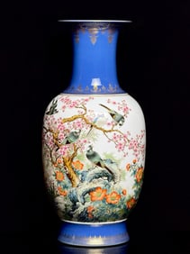 A Exquisite Ji Blue Glazed Painted Gold Flower and Bird Pattern Vase