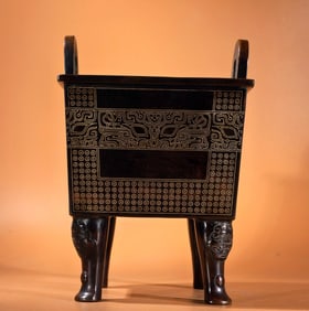 A Exquisite Red Copper Silver-Inlaid Square Cauldron