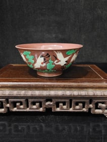 A Exquisite Tri-Color Glazed Crane Pattern Bowl
