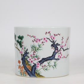 A Exquisite Famille-Rose Flower Pattern Brush Pot, with poem