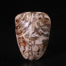 An Archaic Gaogu Jade Cicada