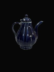 A Exquisite Ji Blue Glazed Ewer