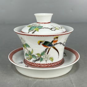 A Exquisite Famille-Rose Flower and Bird Pattern Bowl