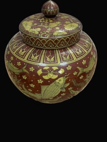 A Exquisite Yellow Color Fish and Lotus Pattern Jar