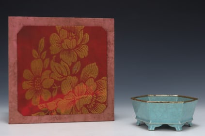 A Exquisite Ru yao ice Crackle Pattern Brush Washer, with poem