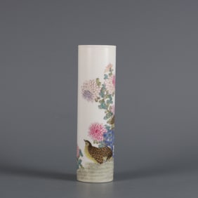 A Exquisite Famille-Rose Flower and Bird Pattern Incense Tube