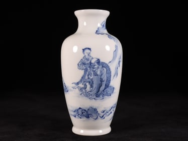 A Exquisite Blue and White Figures Pattern Vase