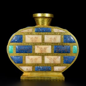 A Exquisite Gilt Bronze Hetian Jade Inlaid Vase