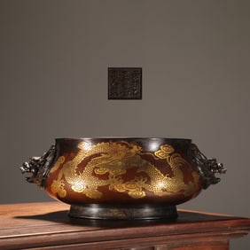 A Exquisite Gilt Bronze Dragon Pattern Lion-Head Censer