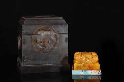 Shoushan Stone Tianhuang Stone Auspicious Beast-Shaped Seal