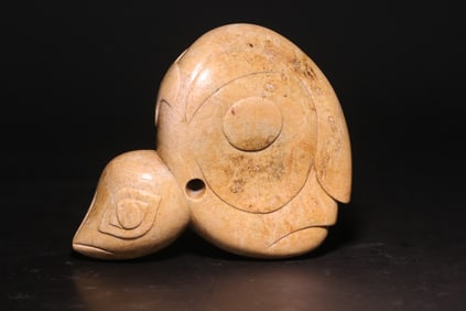 An Archaic Gaogu Jade Bird
