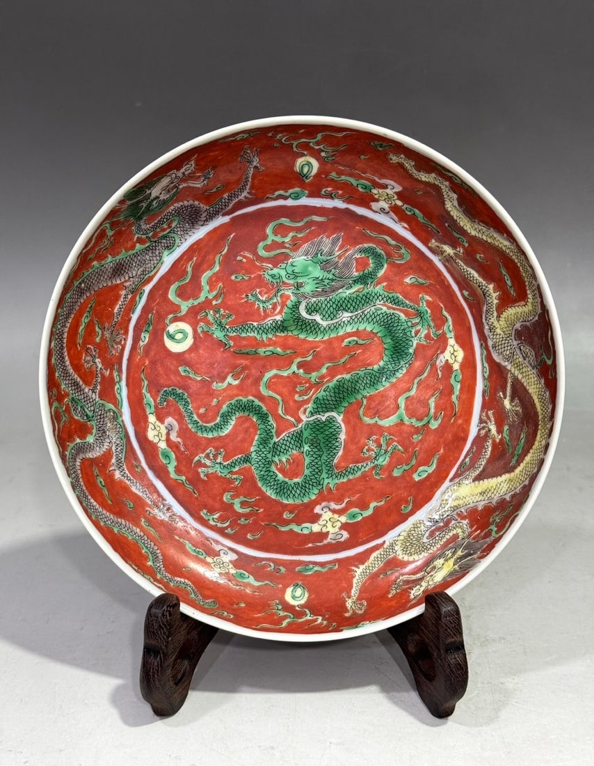 A Exquisite Wucai Dragon Pattern Plate: A Exquisite Wucai Dragon Pattern Plate,Qing Dynasty, China,Kangxi Six-character Mark,Size:6.5in 五彩龙纹盘,中国清代,康熙六ढ