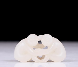 An exquisite white jade figure ornament