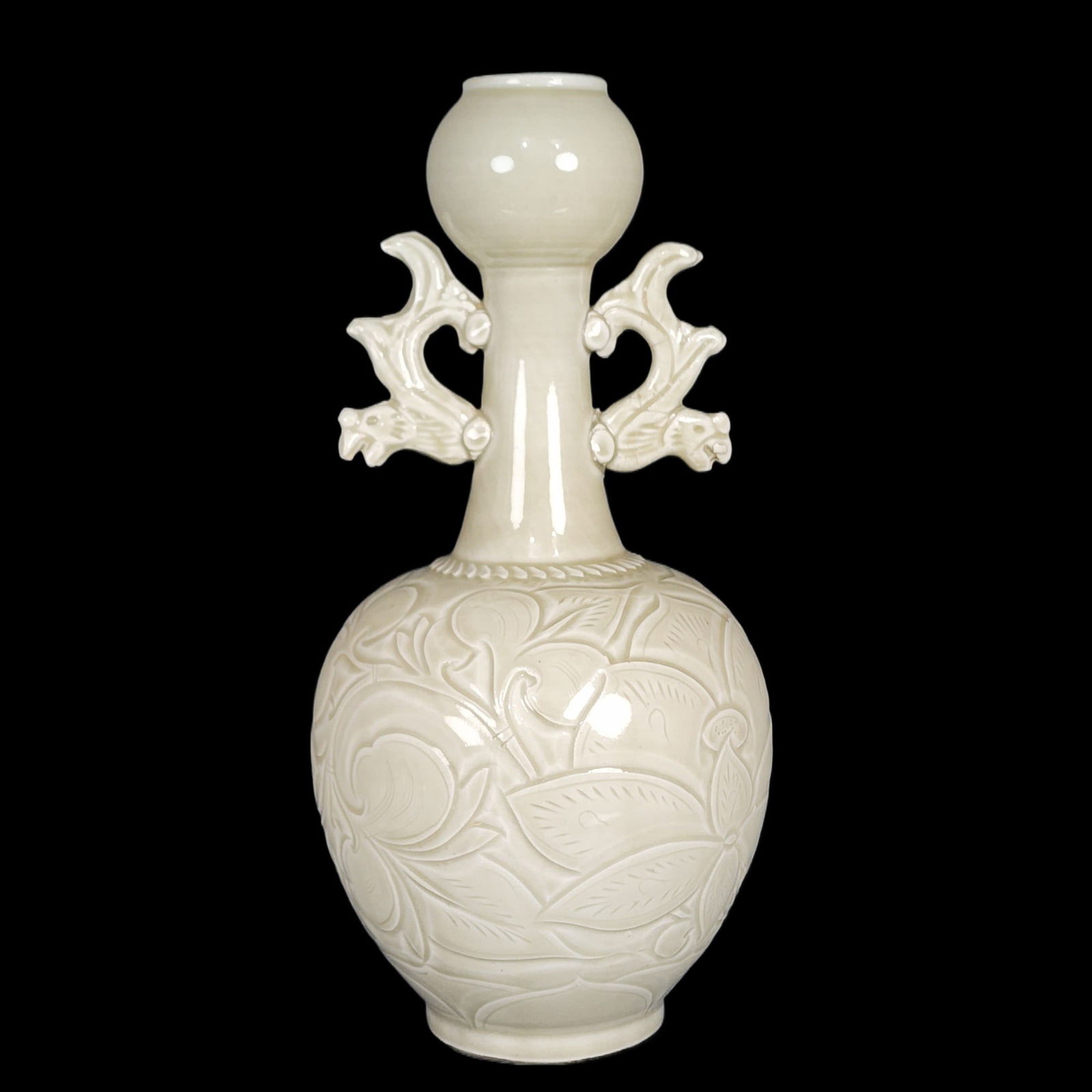 An Exquisite Ding yao Flower Pattern Double-Ears Vase (1 of 9)