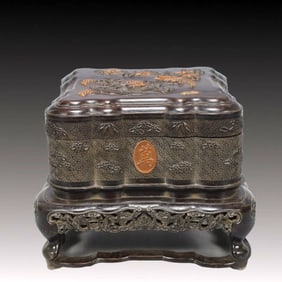 An Exquisite Zitanwood Inlaid Boxwood Flower and Bird Pattern Cover Box