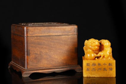 An Exquisite Tianhuang Stone Wealth-Attracting Creature Pattern Seal