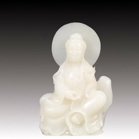 An Exquisite White Jade Statue of Avalokitesvara