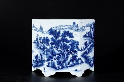 An Exquisite Blue and White Landscape and Figure Pattern Brush Pot