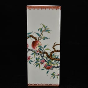 An Exquisite Famille-Rose Peach Pattern Brush Pot
