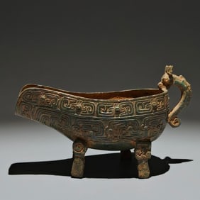 An Archaic Bronze Chi-Dragon Pattern Cup