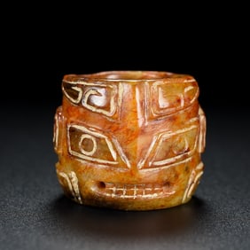 An Exquisite White Jade Beast-Face Pattern Thumb Ring,with Poem