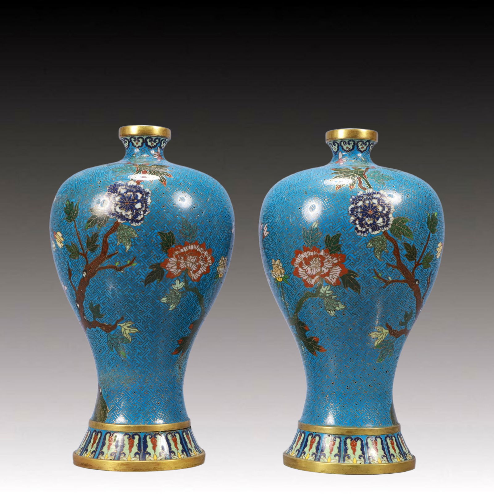 A Pair of Exquisite Cloisonne Flower Pattern Vases (1 of 12)
