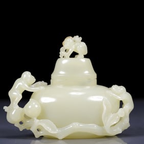 An Exquisite White Jade Monkey and Peach Pattern Bottle