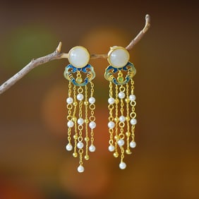 A Pair of Exquisite Sterling Silver-Gold Plated Inlaid White Jade Enamel Earrings,Inlaid Pearl