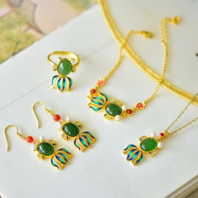 A Set of Fine Sterling Silver Inlaid Jasper Fish Pattern Jewelry