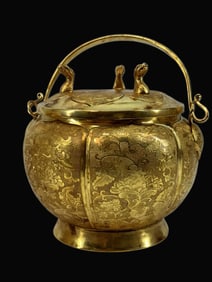 A Exquisite Gilt Bronze Flower and Bird Pattern Jar