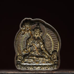A Exquisite Bronze Tara Ornament
