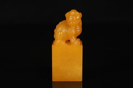 A Exquisite Shoushan Tianhuang Stone Auspicious Beast Seal