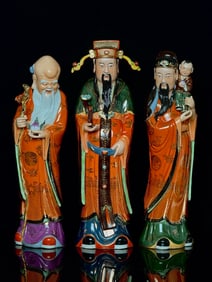 A Set of Exquisite Iron-Red Painted Gold Figures Ornament
