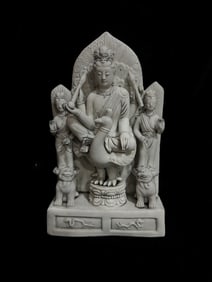 A Exquisite Blanc-De-Chine Statue of Avalokitesvara Ornament