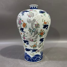 A Exquisite Blue and White Famille-Rose Flower and Bird Pattern Vase