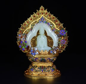 A Exquisite Hotan Jade Buddha Statue