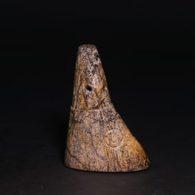 A Exquisite Archaic Jade Bird Head Handheld Ornament