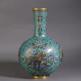 A Exquisite Cloisonne Interlocking Lotus Pattern Vase