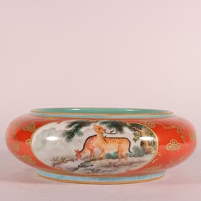 A Exquisite Famille-Rose Iron-Red Painted Gold Deer Pattern Brush Washer