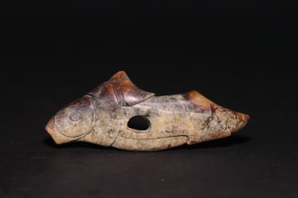 A Exquisite Archaic Jade Fish Handheld Ornament