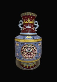 A Exquisite Enamel Lotus Pattern Rotating Core Vase