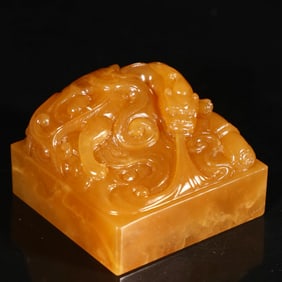 A Exquisite Shoushan Tianhuang Stone Auspicious Beast Seal