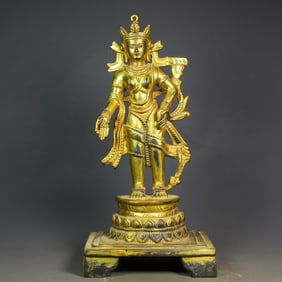 A Exquisite Gilt Bronze Buddha Statue