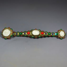 A Exquisite Gilt Bronze Carved Inlaid Hetian Jade Ruyi