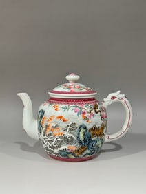 A Exquisite Famille-Rose Bats and Peach Pattern Ewer