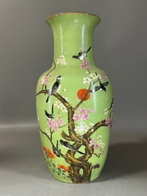 A Exquisite Apple Green Glazed Flower and Bird Pattern Vase