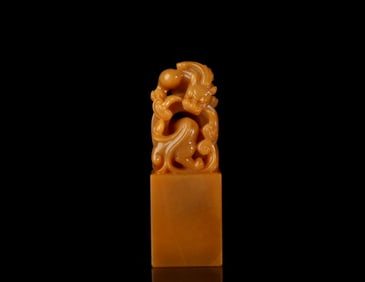 A Exquisite Shoushan Tianhuang Stone Auspicious Beast Seal