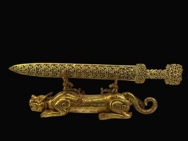 A Exquisite Gilt Bronze Tiger Ornament