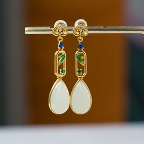 A pair of Exquisite  Silver Inlaid Hotan Jade Water-drop-shaped Ear Stud